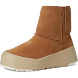 Bottes UGG Classic Streetscape Ambiance Décontractée Détente